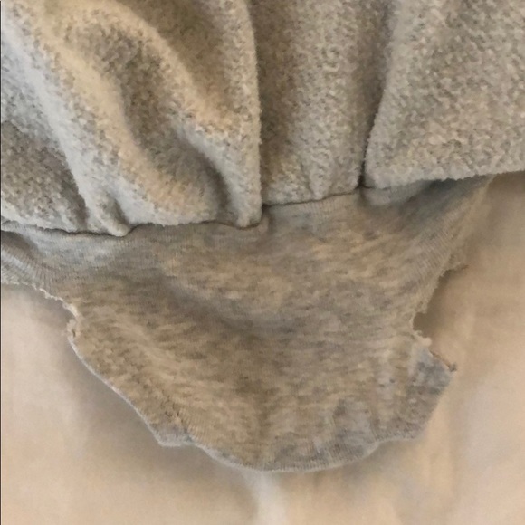 Bundle of two: pink sweater and grey skirt - Picture 7 of 7